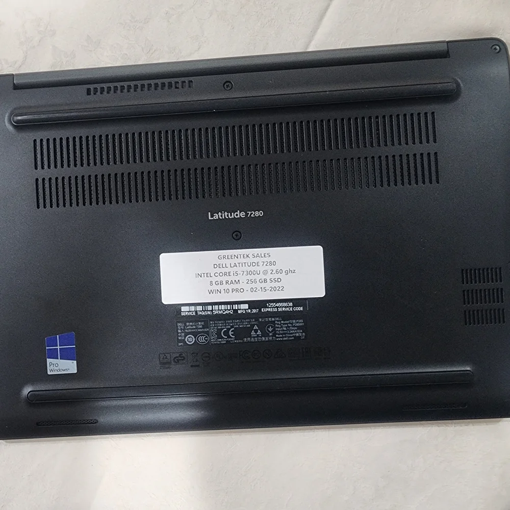 Dell Black Laptop with Matte Finish and Standard Design